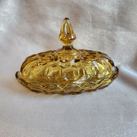 Vintage Anchor Hocking ‘Fairfield’ Golden Honey Amber Glass Covered Butter Dish - Picture 7 of 7